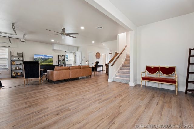 28200 S Hwy 125 70, Afton, OK 74331