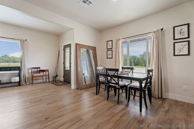 28200 S Hwy 125 70, Afton, OK 74331