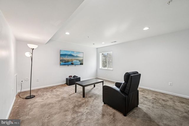 7811 MAPLE RUN CT, Glen Burnie, MD 21060