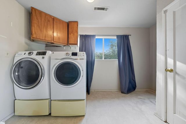 17297 Lassen Avenue, Anderson, CA 96007