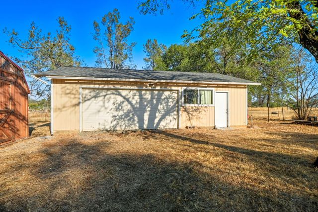 17297 Lassen Avenue, Anderson, CA 96007