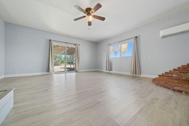 17297 Lassen Avenue, Anderson, CA 96007