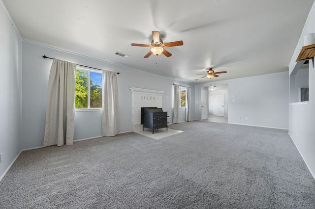 17297 Lassen Avenue, Anderson, CA 96007