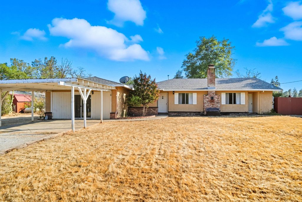 17297 Lassen Avenue, Anderson, CA 96007