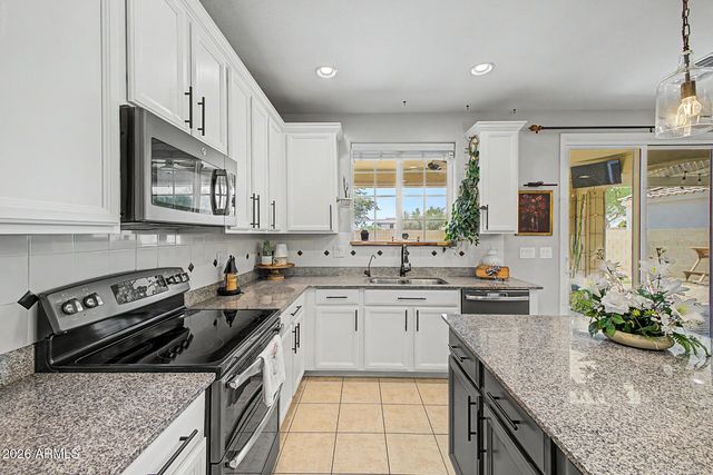 10323 E HAWK Avenue, Mesa, AZ 85212