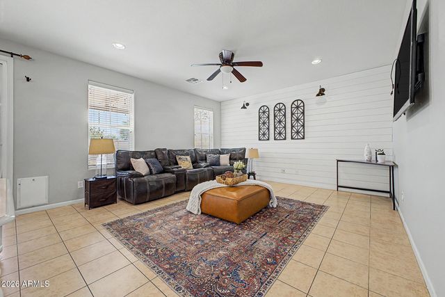 10323 E HAWK Avenue, Mesa, AZ 85212