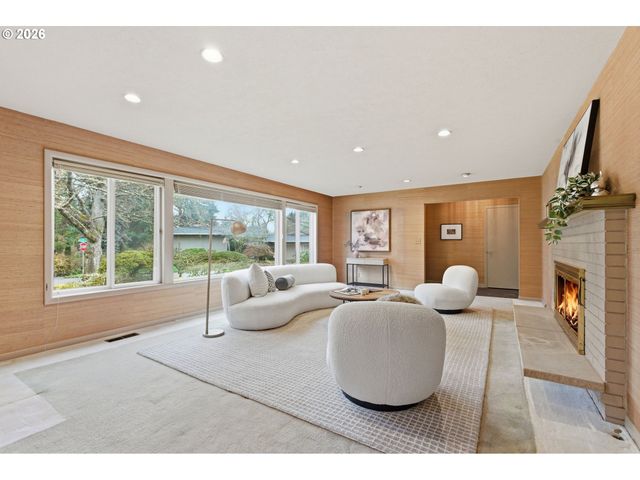 9145 Sw ALPINE Ter, Portland, OR 97225