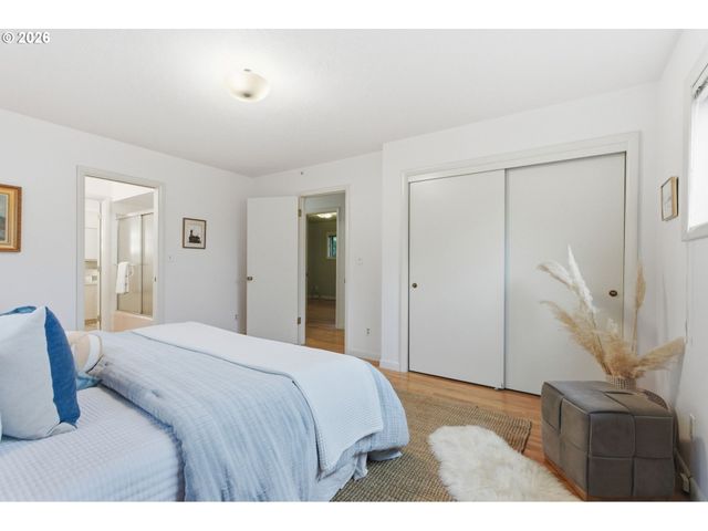 9145 Sw ALPINE Ter, Portland, OR 97225