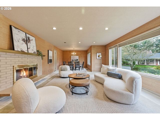 9145 Sw ALPINE Ter, Portland, OR 97225