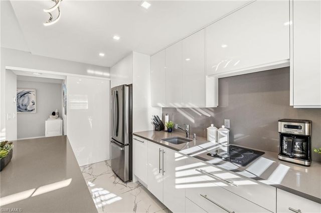 980 7th AVE S # 109, Naples, FL 34102