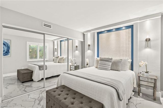 980 7th AVE S # 109, Naples, FL 34102