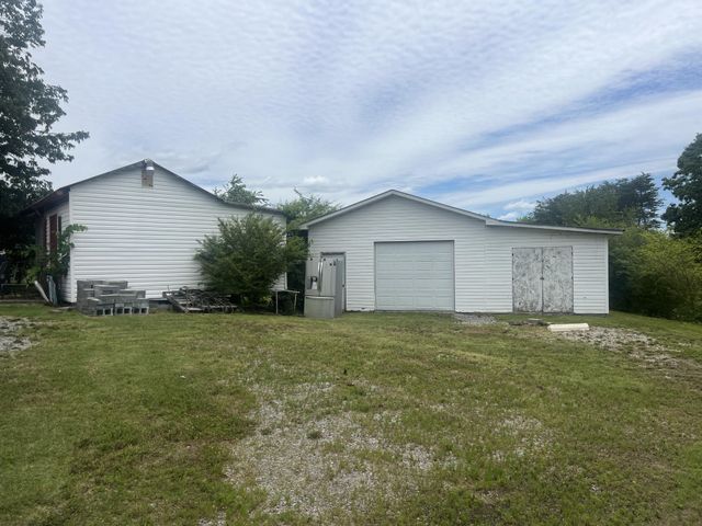 793 Bradmeyer Drive, Dayton, TN 37321
