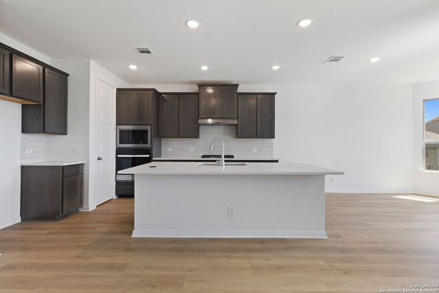 14422 Blue Mesa Hill, San Antonio, TX 78245