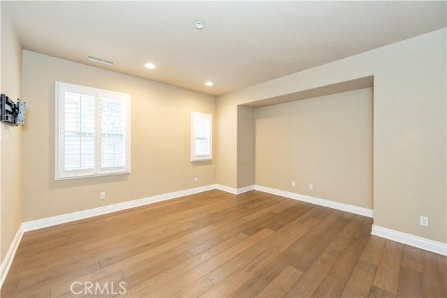 23 Breezes, Irvine, CA 92620