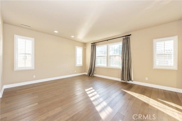 23 Breezes, Irvine, CA 92620