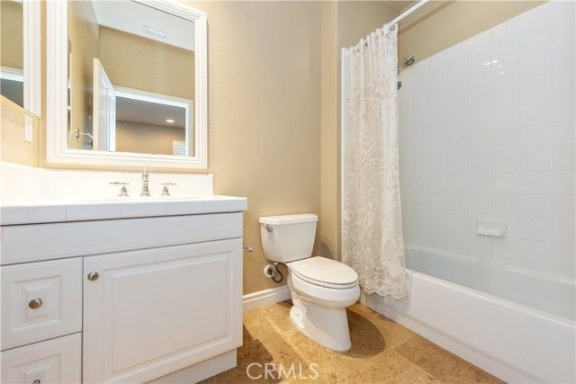 23 Breezes, Irvine, CA 92620