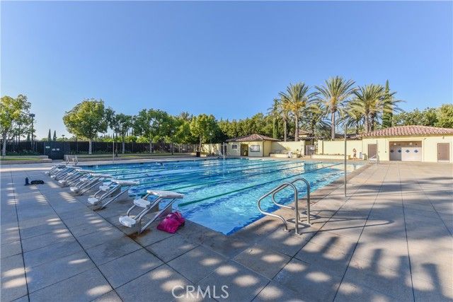 23 Breezes, Irvine, CA 92620