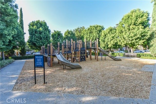 23 Breezes, Irvine, CA 92620