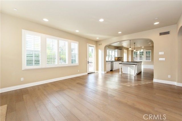 23 Breezes, Irvine, CA 92620