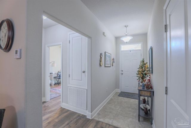 3879 Shady Grove Dr, Pace, FL 32571