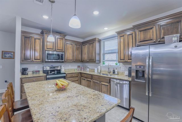 3879 Shady Grove Dr, Pace, FL 32571