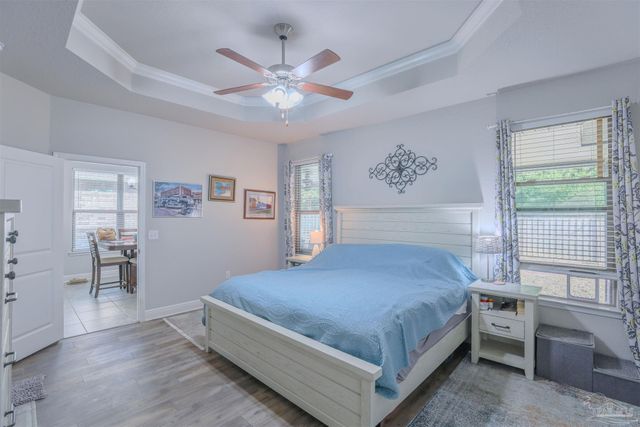 3879 Shady Grove Dr, Pace, FL 32571