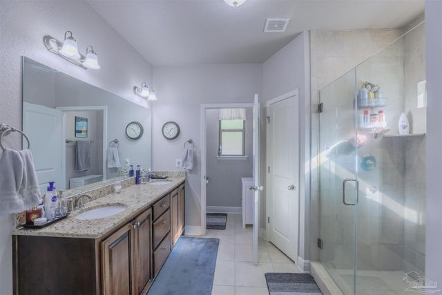 3879 Shady Grove Dr, Pace, FL 32571