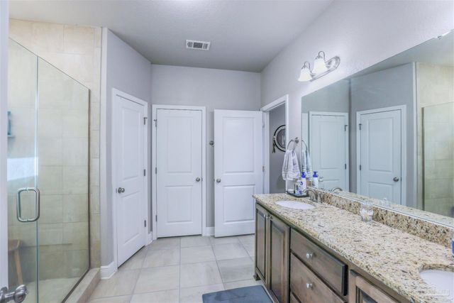 3879 Shady Grove Dr, Pace, FL 32571