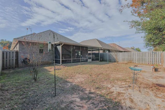 3879 Shady Grove Dr, Pace, FL 32571