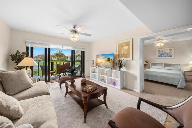 601 Seafarer Circle 104, Jupiter, FL 33477