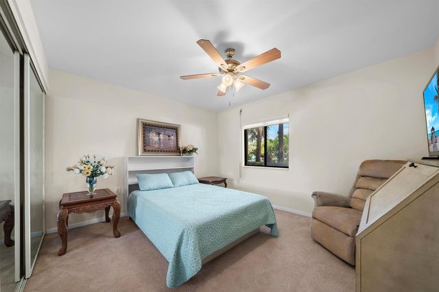 601 Seafarer Circle 104, Jupiter, FL 33477