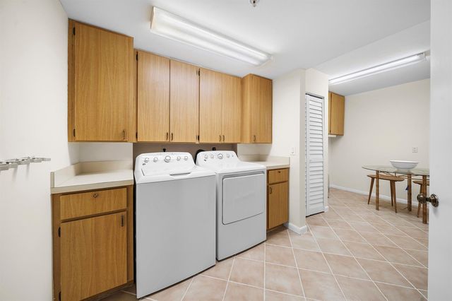 601 Seafarer Circle 104, Jupiter, FL 33477