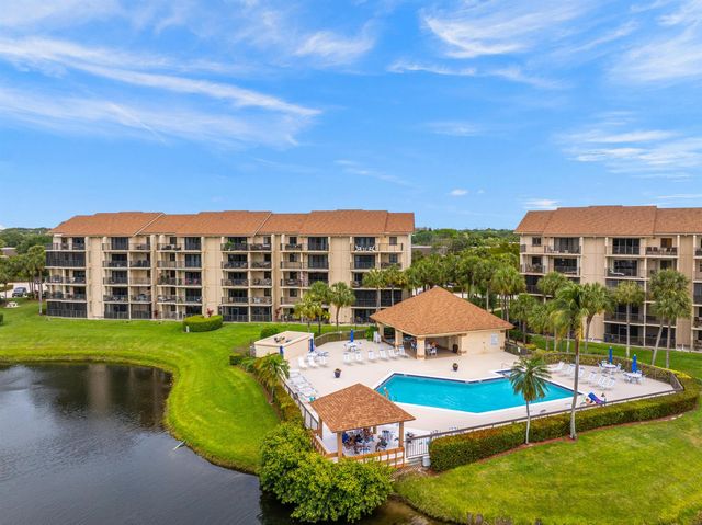 601 Seafarer Circle 104, Jupiter, FL 33477