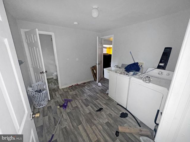 200 S BROAD ST, Penns Grove, NJ 08069