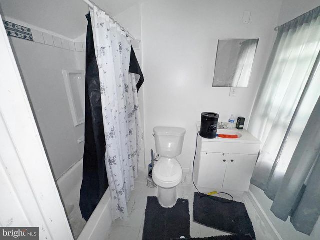 200 S BROAD ST, Penns Grove, NJ 08069