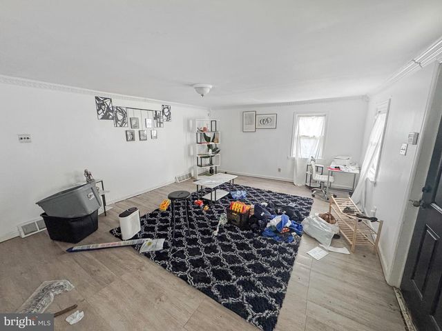 200 S BROAD ST, Penns Grove, NJ 08069