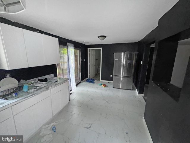 200 S BROAD ST, Penns Grove, NJ 08069