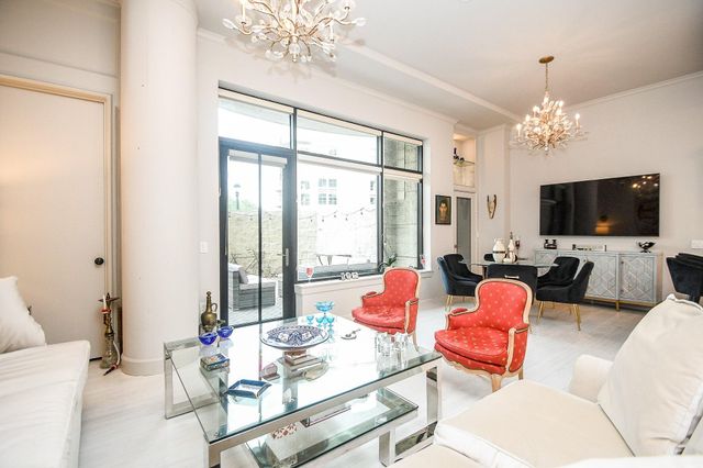 5005 Hidalgo Street 209, Houston, TX 77056