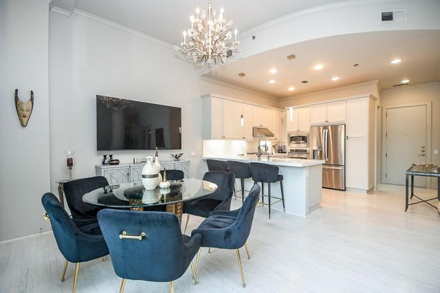 5005 Hidalgo Street 209, Houston, TX 77056