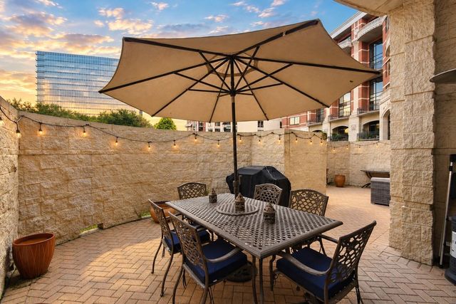 5005 Hidalgo Street 209, Houston, TX 77056