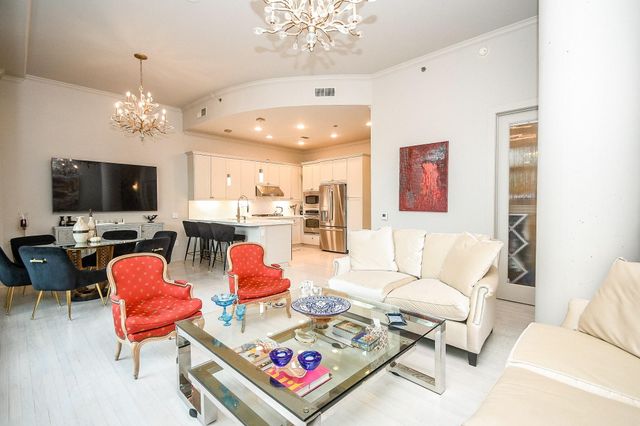 5005 Hidalgo Street 209, Houston, TX 77056