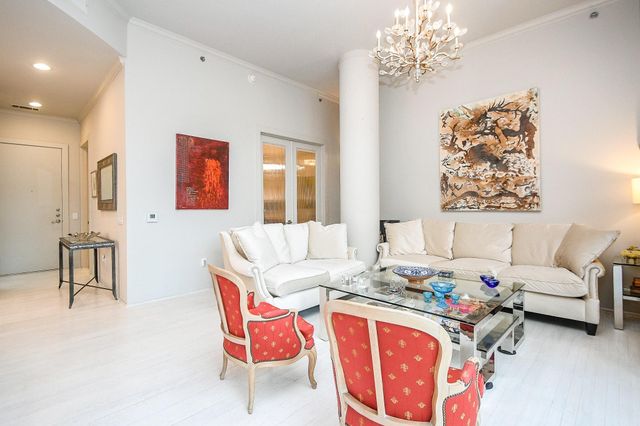 5005 Hidalgo Street 209, Houston, TX 77056
