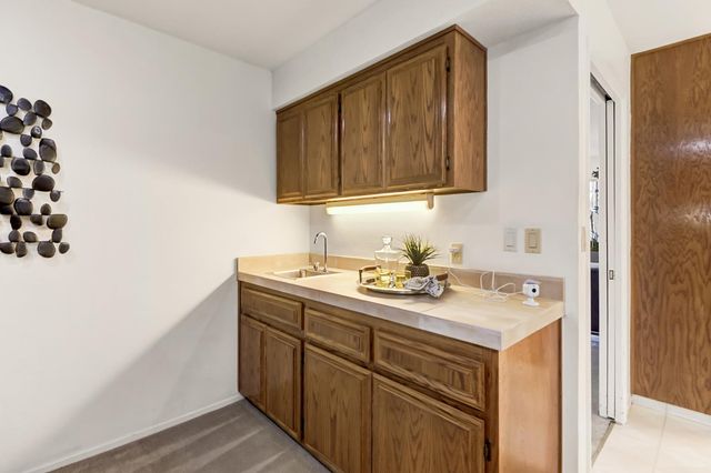 11110 Tanglewood Dr, Auburn, CA 95603