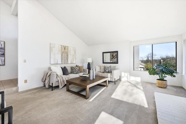 11110 Tanglewood Dr, Auburn, CA 95603