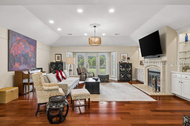 17 Christo Dr, Hilton Head Island, SC 29926