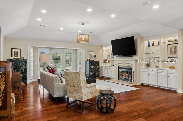 17 Christo Dr, Hilton Head Island, SC 29926