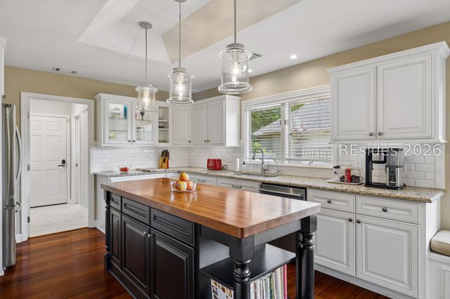 17 Christo Dr, Hilton Head Island, SC 29926