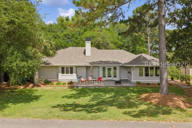 17 Christo Dr, Hilton Head Island, SC 29926