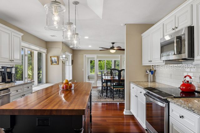 17 Christo Dr, Hilton Head Island, SC 29926