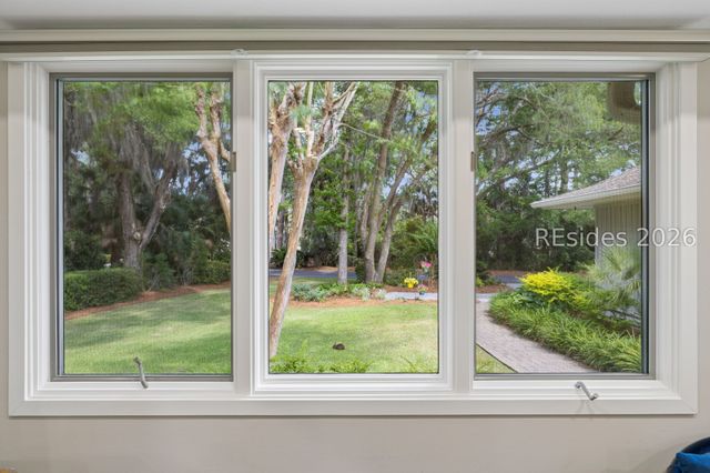 17 Christo Dr, Hilton Head Island, SC 29926